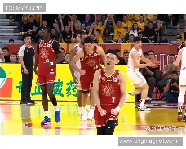 2016年CBA季后赛北京队与辽宁队激战回顾及精彩瞬间分析